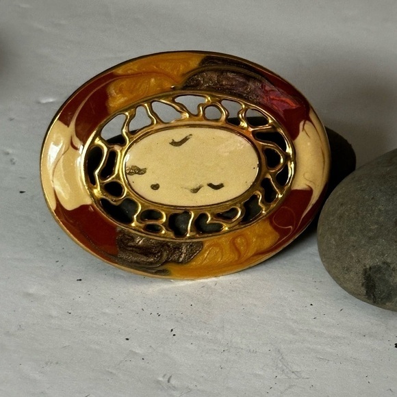 Artisan Belt Buckle Painted Enamel Cutout Oval Glossy Abstract Art to Wear Gold - Picture 5 of 6